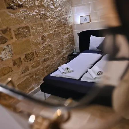 Kastell X Casa Jorge * Victoria